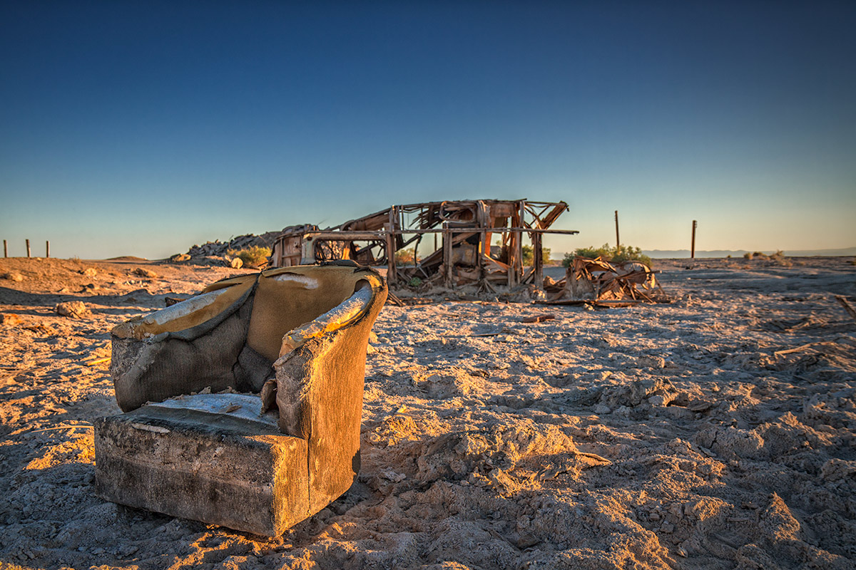 California - Salton Sea - Recliner